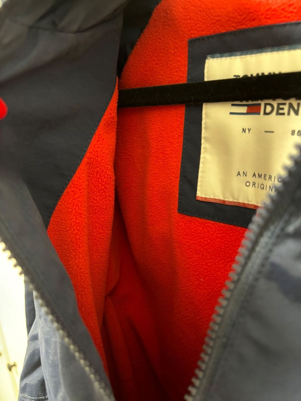 Tommy Hilfiger Giacche: Tommy Hilfiger Jacke – Usato da Wetzikon ZH venduto da Deba26 6