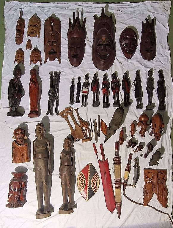Sculture & Statue: afrikanische Masken, Figuren u.A. – Usato da Regensdorf venduto da Beeker