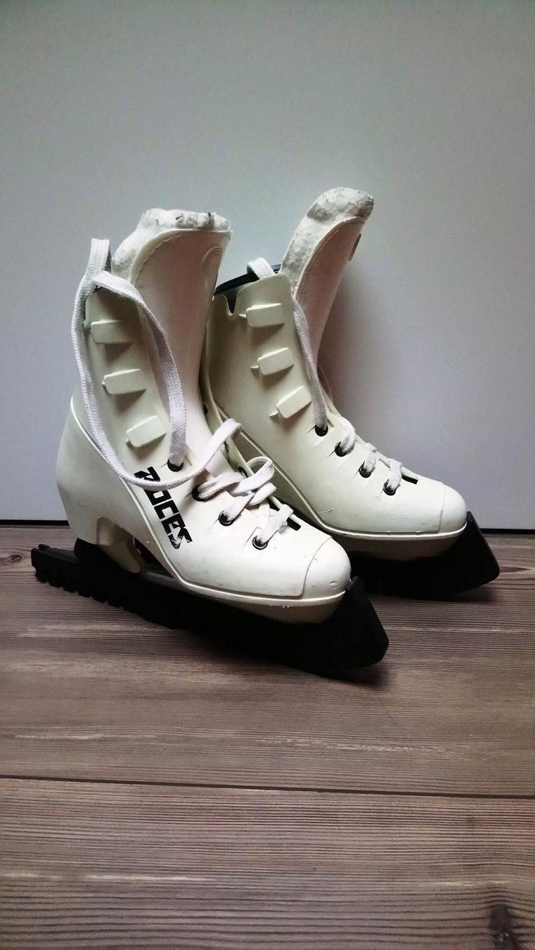 Pattini da ghiaccio: Schlittschuhe ROCES Gr. 29 – Usato da Wil SG venduto da T_T