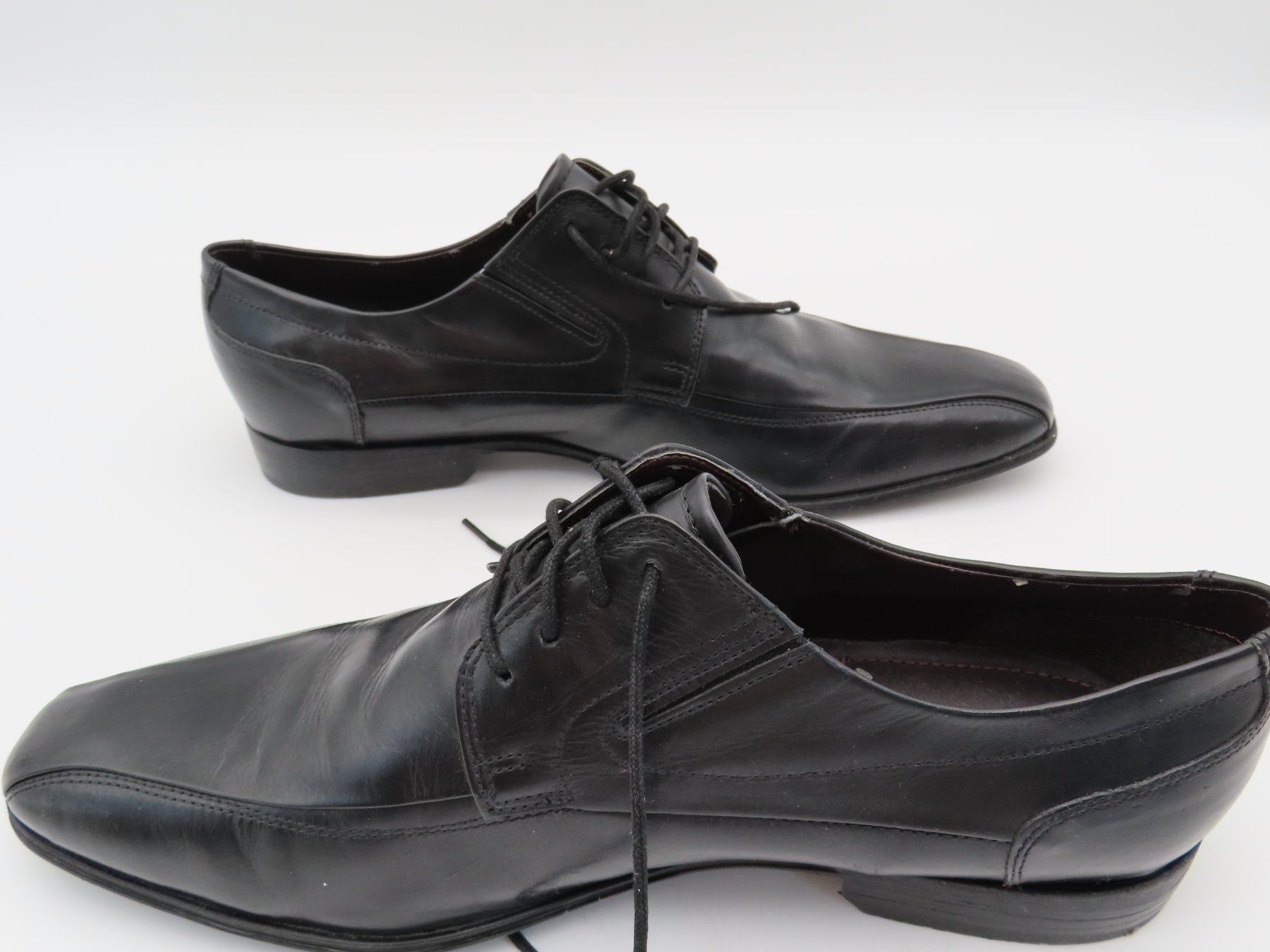 Bugatti Scarpe da uomo: Bugatti Schnürschuhe Gr. 45 mit Schuhspanner – Usato da Reinach BL venduto da WBZ-Flohmarkt 2
