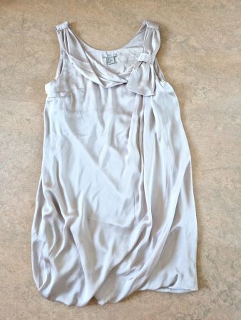 KLEID DRESS 36 S SILBER GRAU , TOP ZU SILVESTER PARTY PUMPS