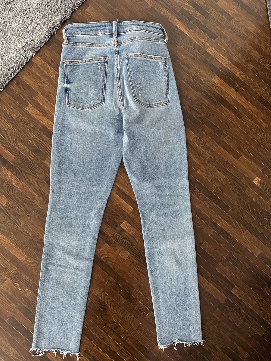 Zara Jeans: Jeans Zara – Neu und originalverpackt aus Winterthur von su_4assd 1