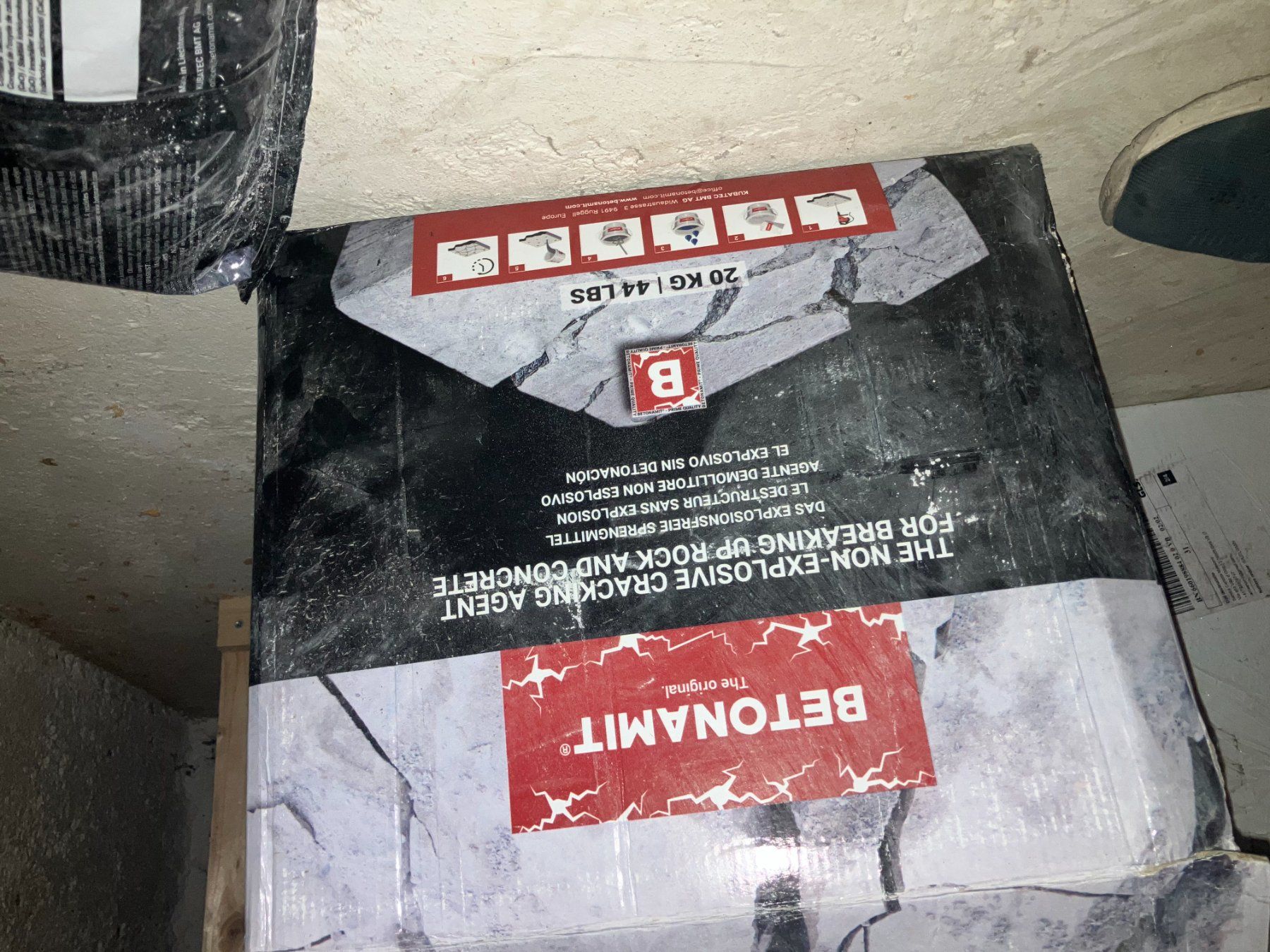 Tutti gli attrezzi: BETONAMIT – Usato da Bern venduto da surpreneur 1