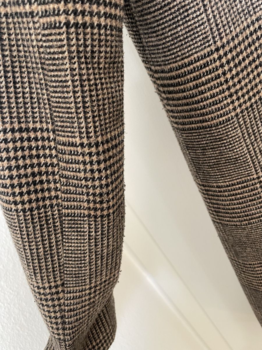 Bershka Mäntel: Karierter Mantel – Gebraucht aus Zürich von lauraliebtdensommer 2
