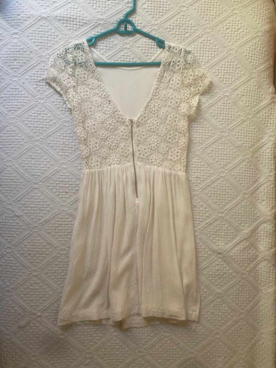 Vestiti: Robe  – Usato da Cortébert venduto da col_h56s 1
