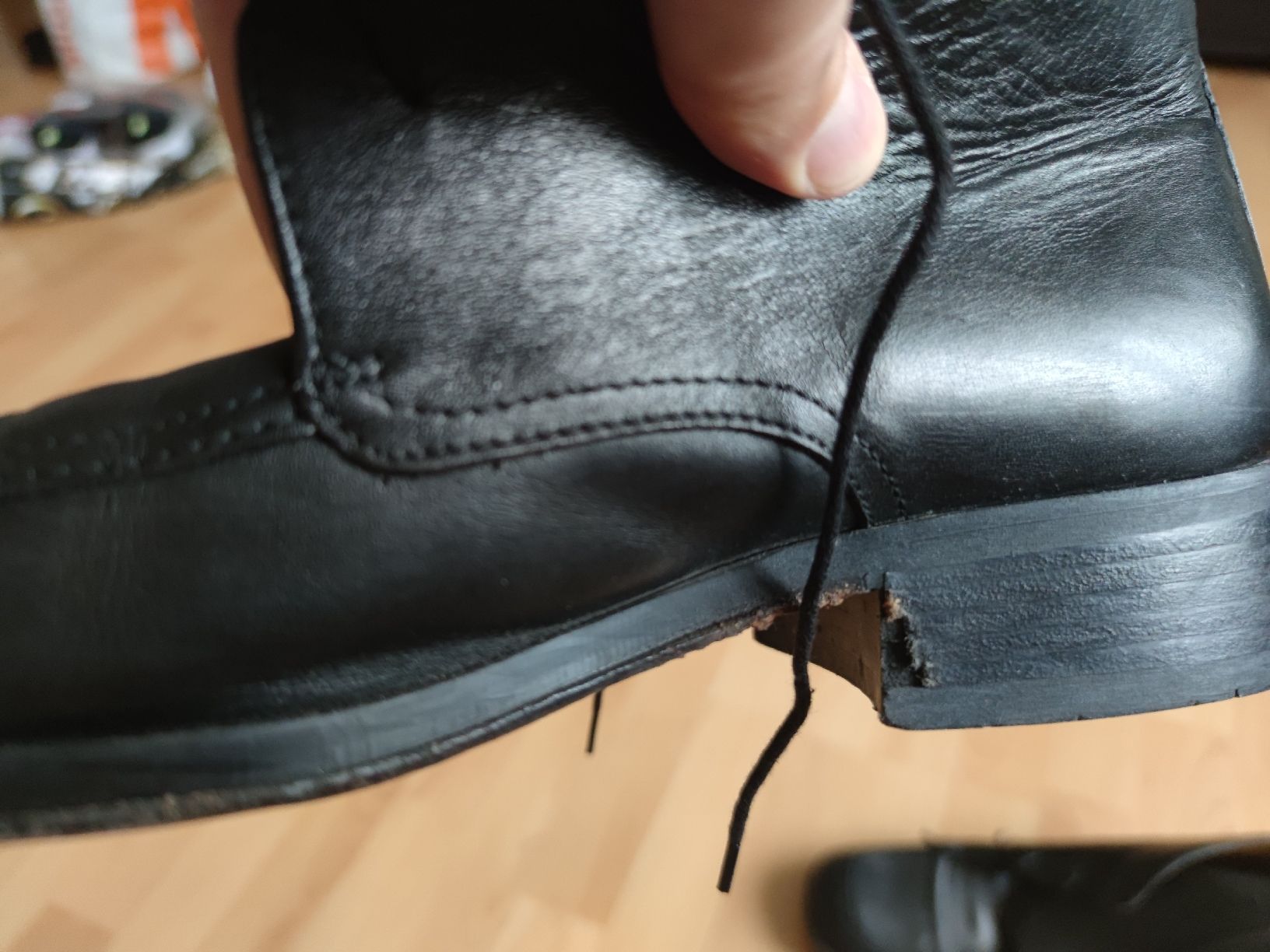 Scarpe da uomo: 46 Größe  – Usato da Meggen venduto da Malecifent 6