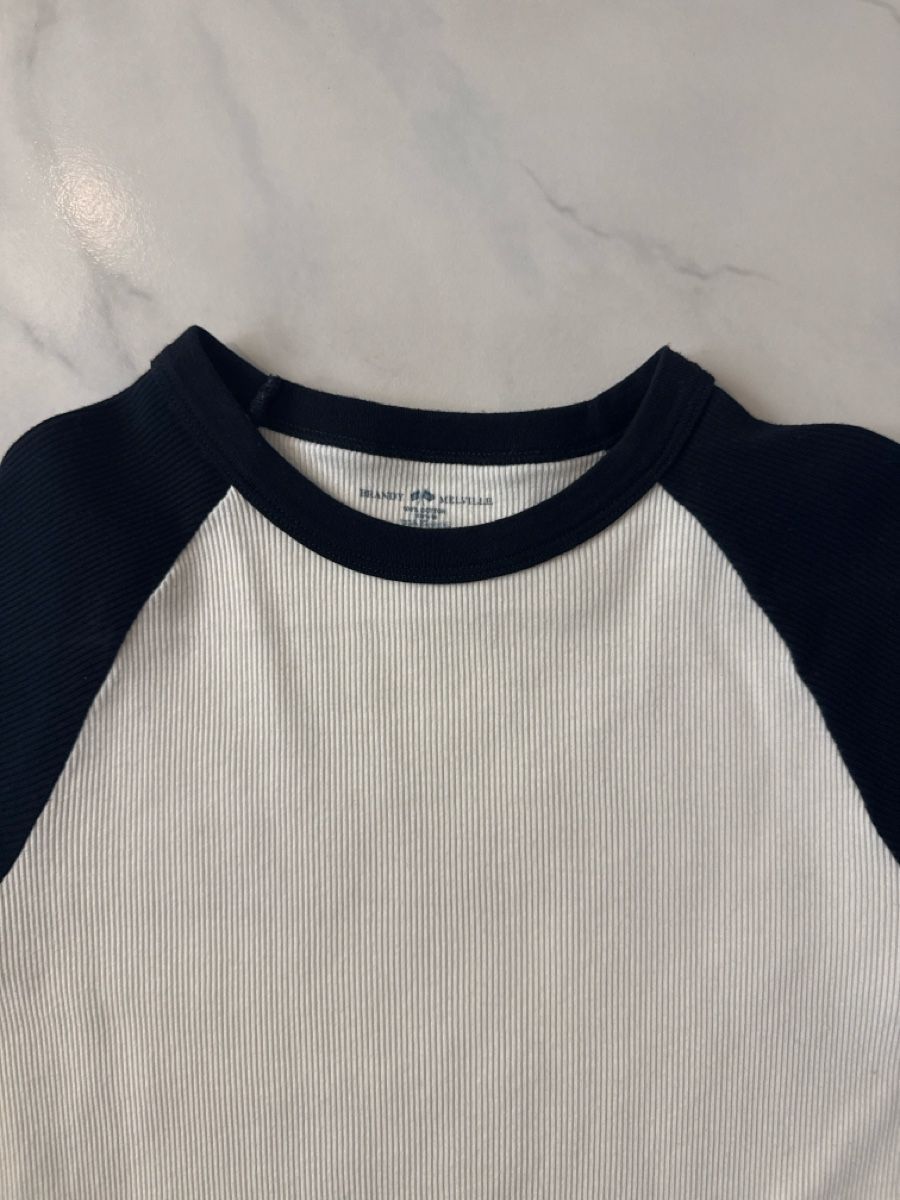 Brandy Melville Top: brandy melville top – Nuovo (secondo la descrizione) da Wettswil venduto da pittaro73 1
