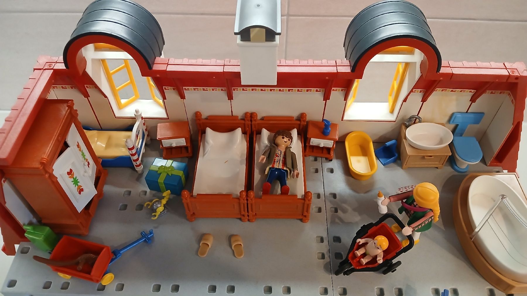 Playmobil Jouets: Playmobil maison et accessoires  – D'occasion à Romainmôtier par PanPan 8