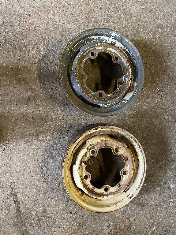 Jantes: jantes bus vw split 15x4.5 5x205 – D'occasion à Les Vieux-Prés par PX132