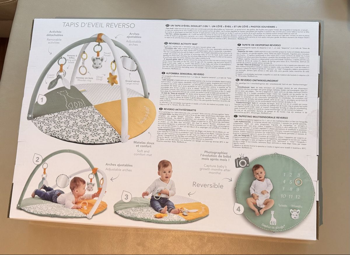 Tapis de jeu: Sophie la Girafe activity mat reversible  – D'occasion à Diessenhofen par mar_8cyl 1