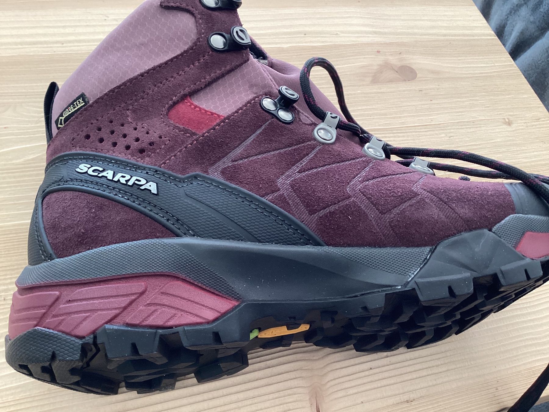 Scarpe da donna: Scarpa Gore tex Damen Wanderschuhe – Nuovo (secondo la descrizione) da Flüelen venduto da ne08 2