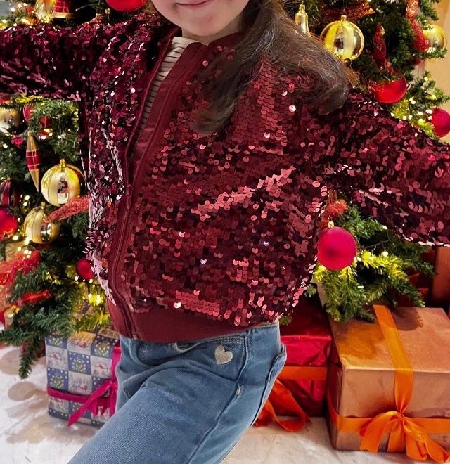 H&M Giacche & Cappotti: Beautiful red sequin jacket age 6-7 years/122 cm – Nuovo (secondo la descrizione) da Genève venduto da dmt_y25y