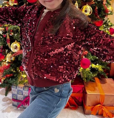 Beautiful red sequin jacket age 6-7 years/122 cm