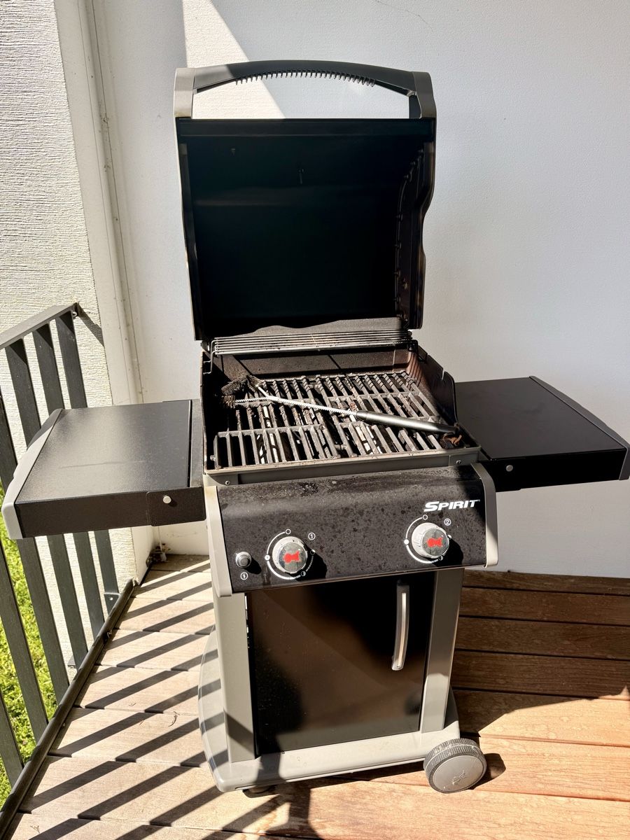 Weber Griglie: WEBER Gasgrill – Usato da Luzern venduto da psz_757t 1