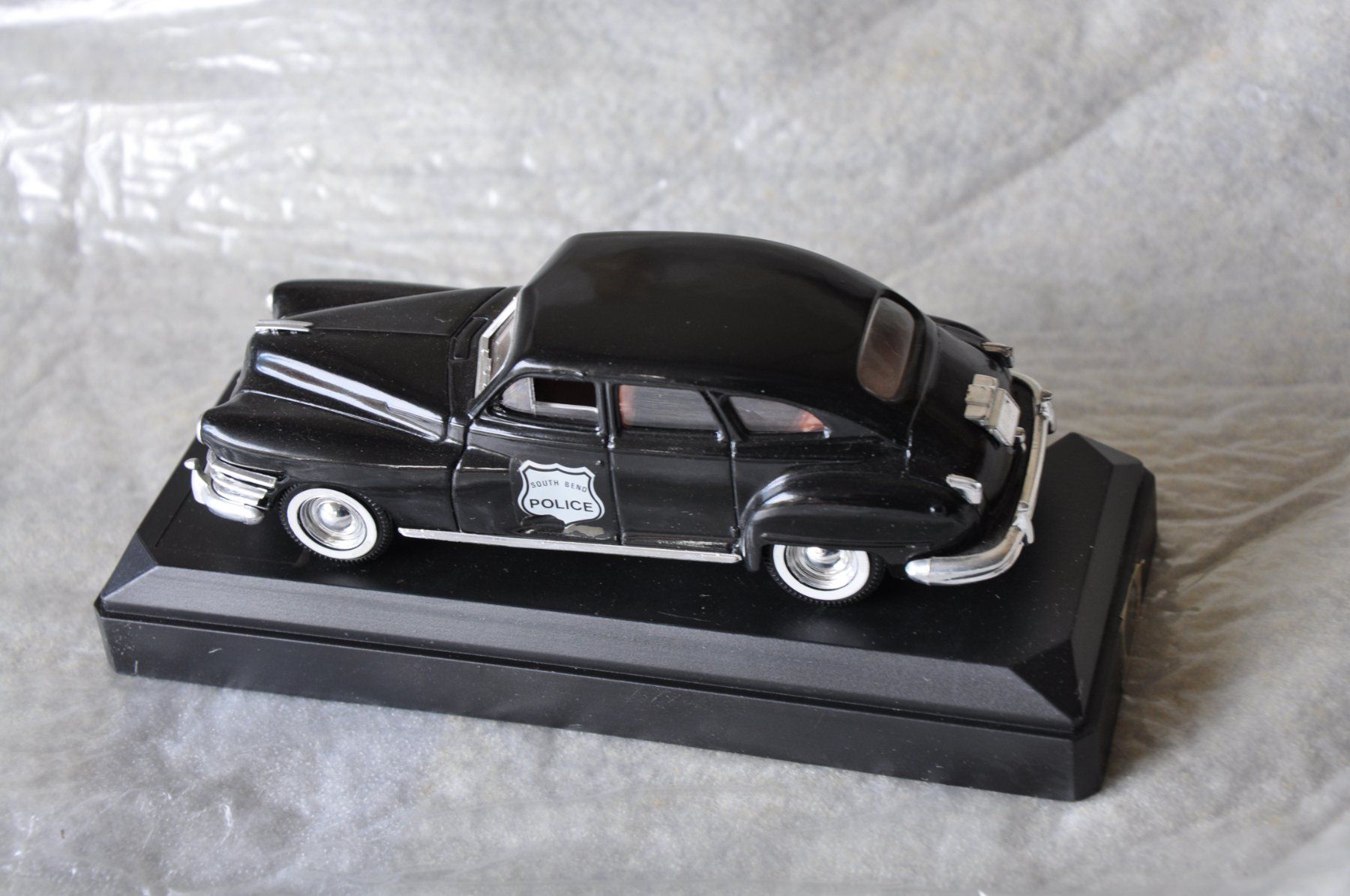 Chrysler Modellini d'auto: Chrysler Police – Nuovo (secondo la descrizione) da Ebnat-Kappel venduto da Aallerlei 2