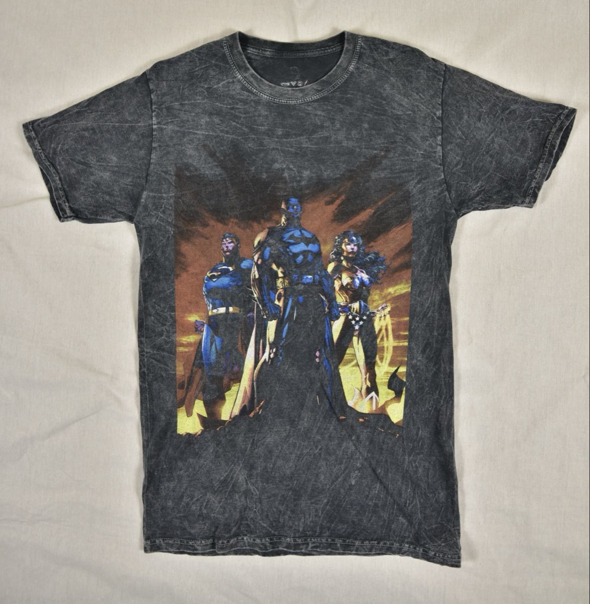 T-shirt: Batman T-Shirt - Washed - DC Comics – Usato da Luzern venduto da eli_b9zg
