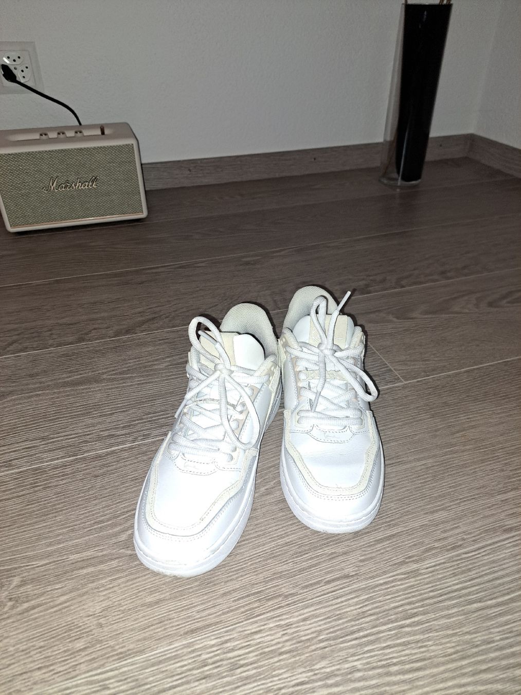 Damenschuhe: Karl Kani Sneakers Gr. 38.5 – Gebraucht aus Wetzikon ZH von secondhandsfashion 2