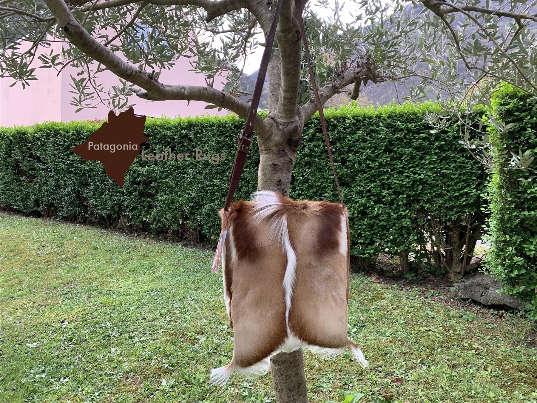 Borse da donna: Große Umhängetasche Postman  Springbok – Nuovo e nell'imballaggio originale da Arbedo venduto da patagonialeatherrugs 1