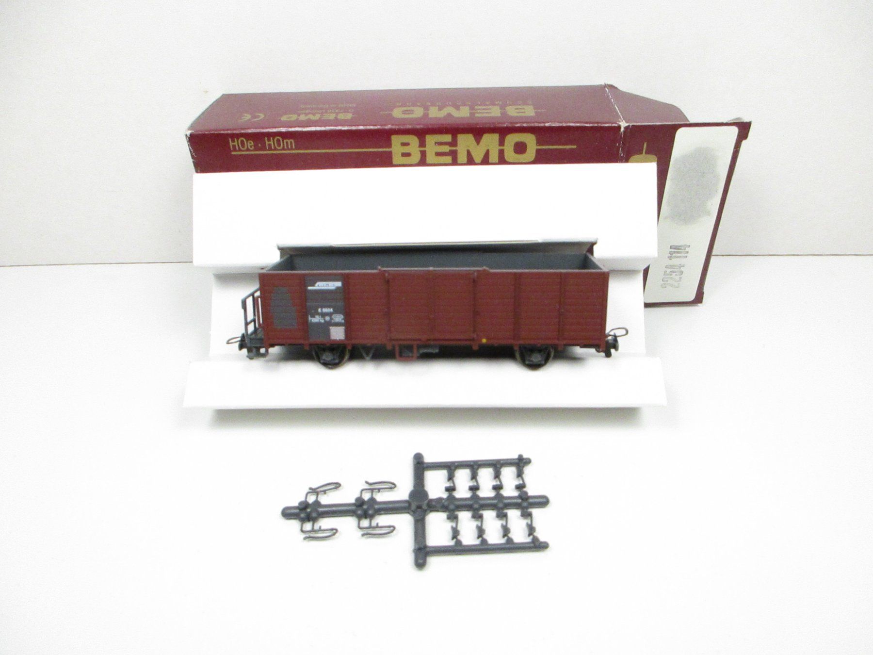Bemo Modellini di ferrovie: Bemo H0m 2254 114 RhB Offener Güterwagen E 6604 – Nuovo e nell'imballaggio originale da Olten venduto da Heinrich875 1