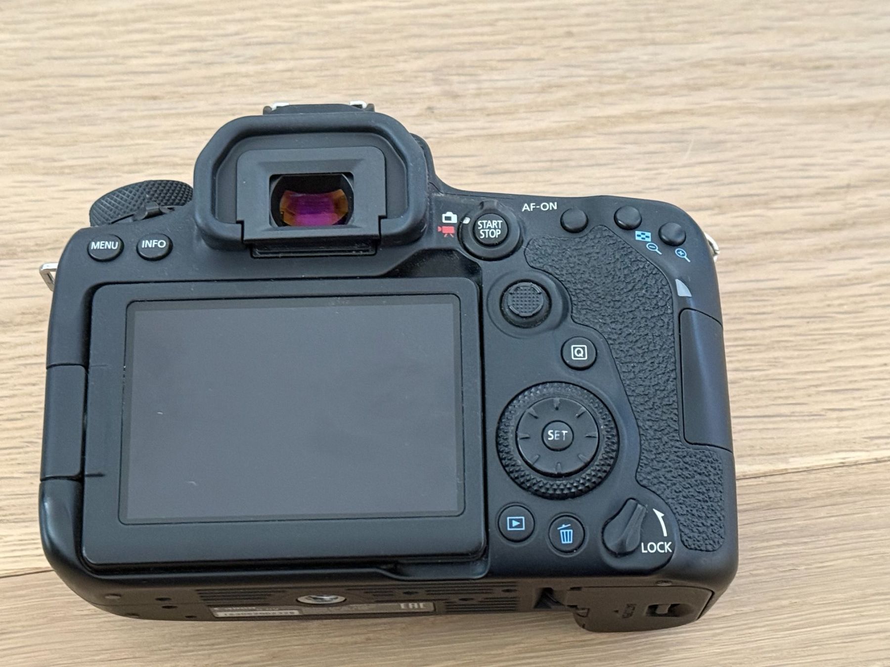 Canon Fotocamera: Canon EOS 90D + 3 Objektive Originalverpackungen – Usato da Malans GR venduto da Koa0 3