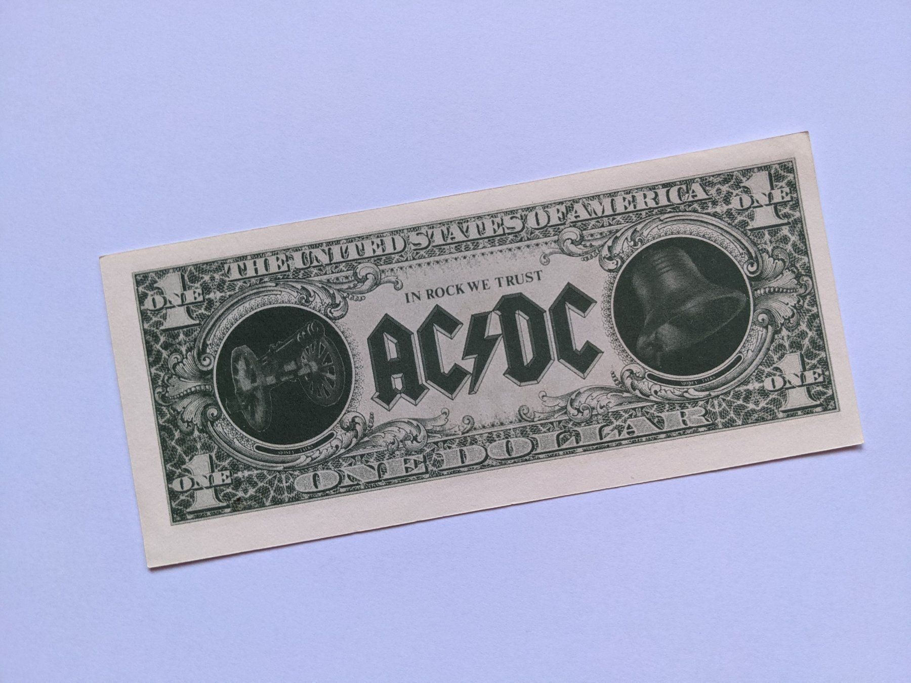 Banconote: ORIGINAL One Dollar AC/DC (1990) – Usato da Marbach LU venduto da Fabbe 1