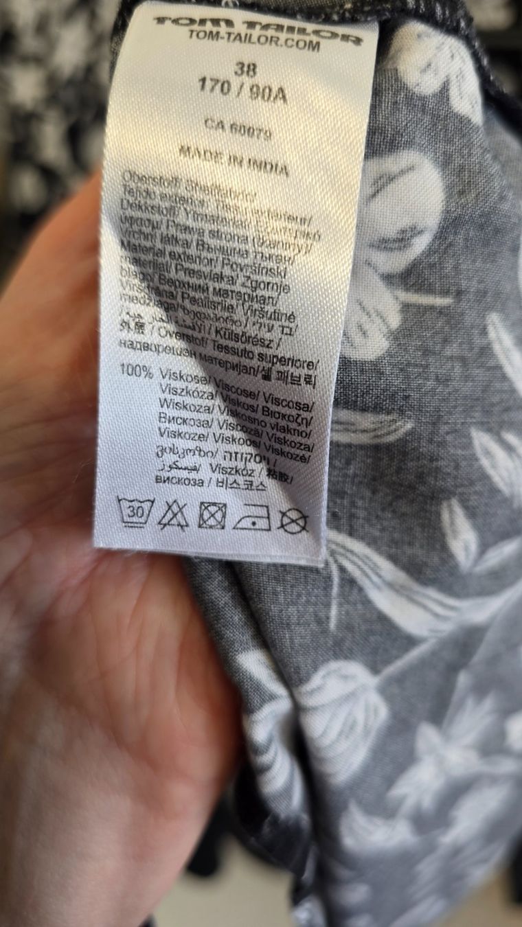 Tom Tailor Camicette: Bluse von Tom Tailer – Usato da Dübendorf venduto da Jolenia 4