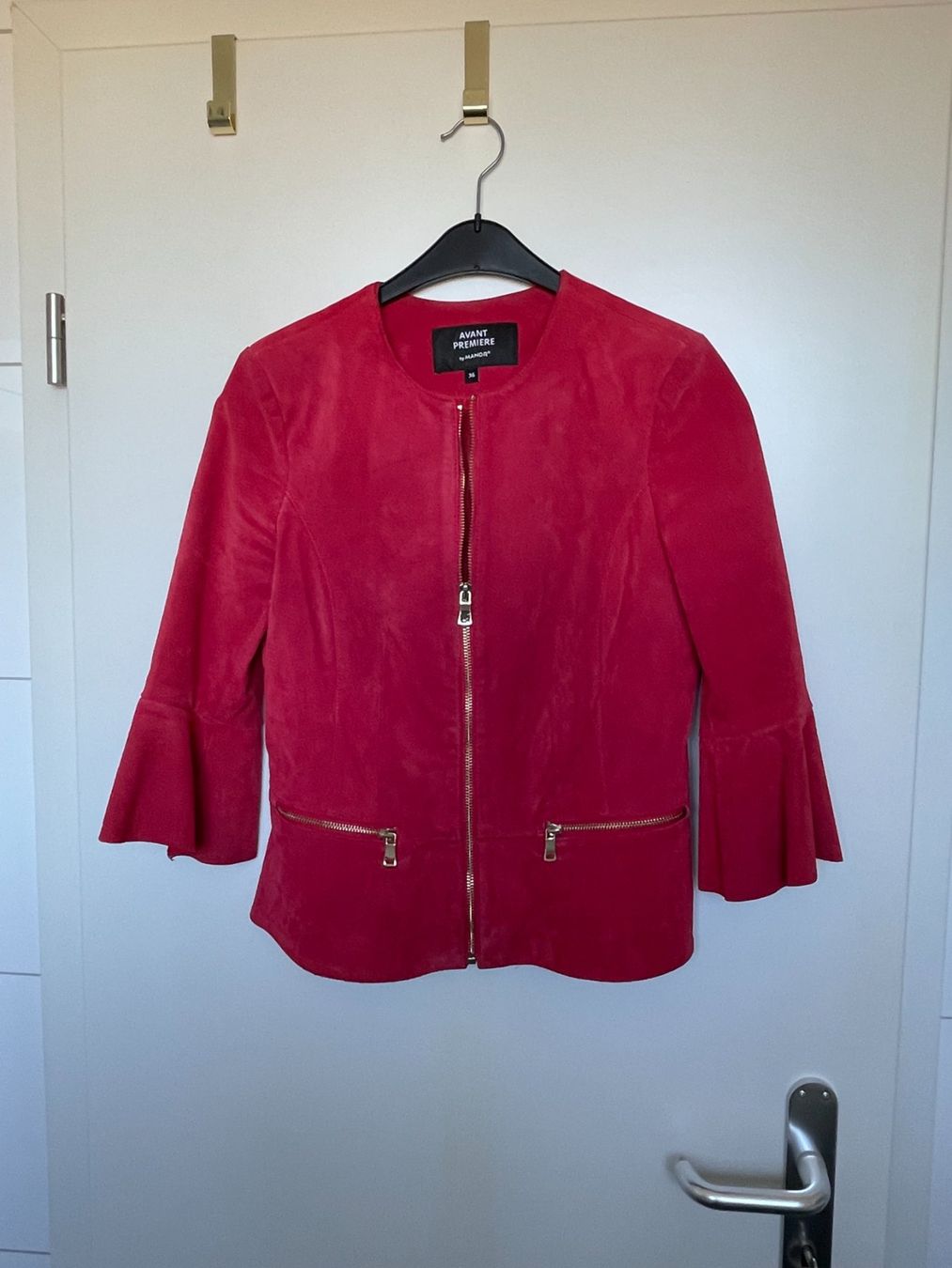 Vestes: Lederjacke – D'occasion à Stallikon par nirakhtugarev