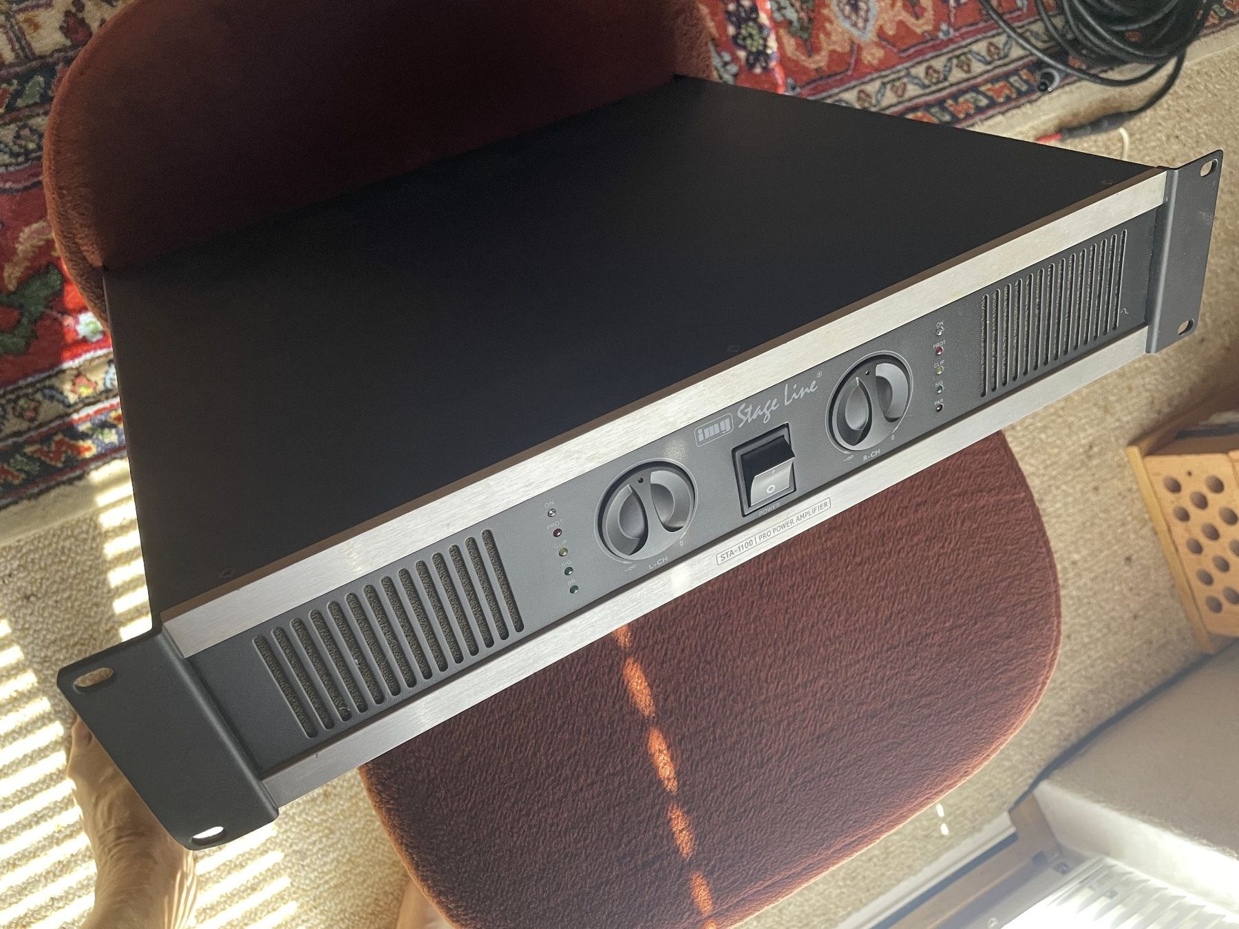 Amplificatori: Pro Power Amplifier IMG STA-1100 Stage Line – Usato da Herbligen venduto da Clancy5 1