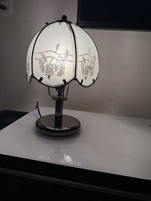 Lampade: Stehlampe Nachttischlampe  – Usato da Thalwil venduto da Simone1992