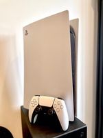 PlayStation 5 Console mit 2 Controller 