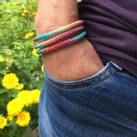 Armband im Farbverlauf