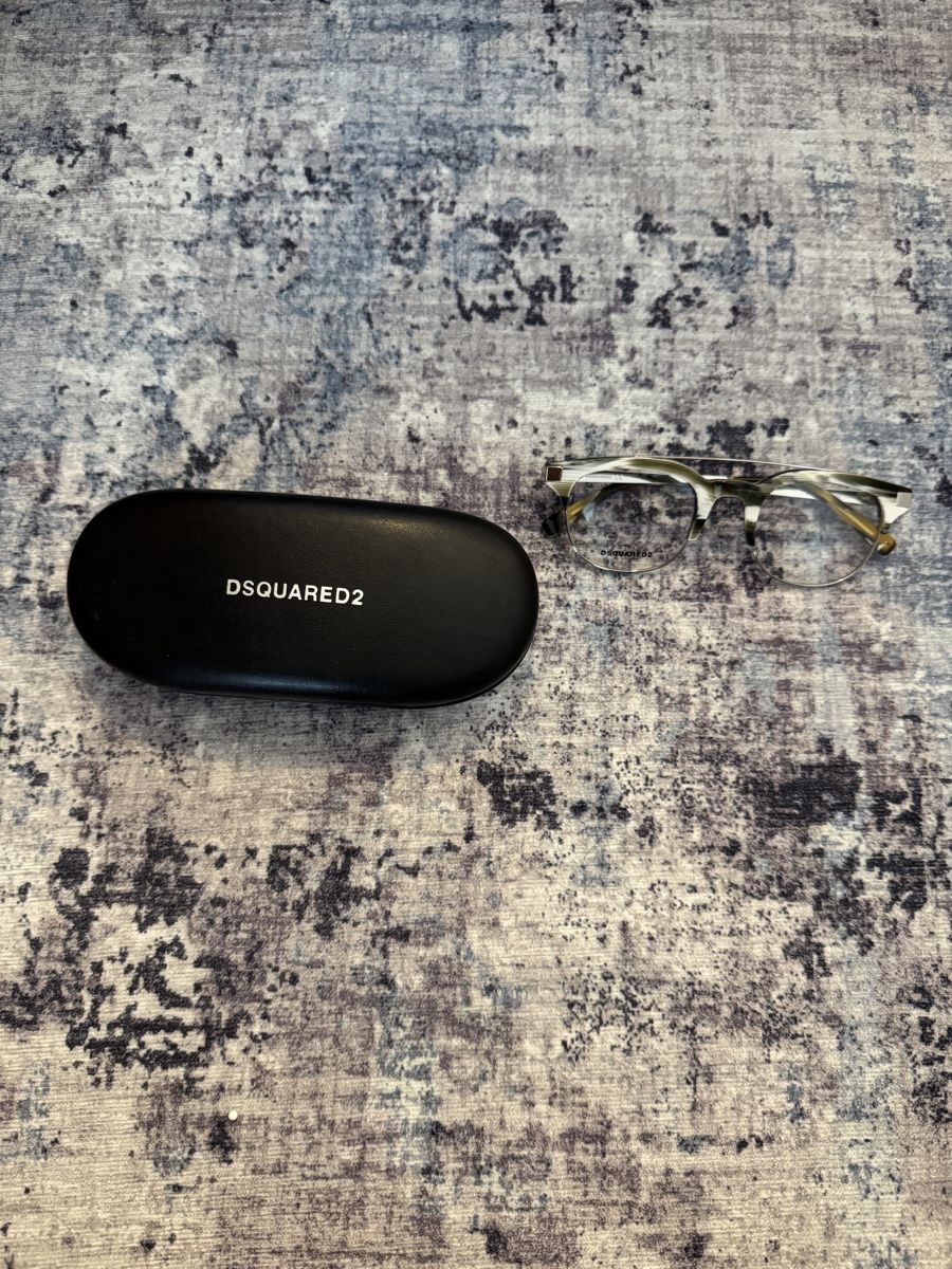 Dsquared2 Brillen & Gläser: Dsquared – Neu und originalverpackt aus Küssnacht am Rigi von pet_h97d
