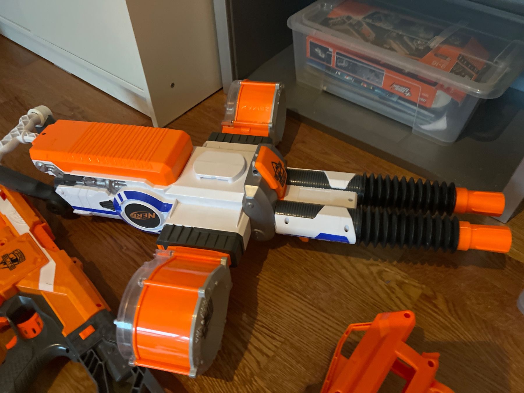 Nerf Giocattoli: Nerf Sammlung 10 Waffen! – Usato da Egg b. Zürich venduto da SwissTradingAgency 6