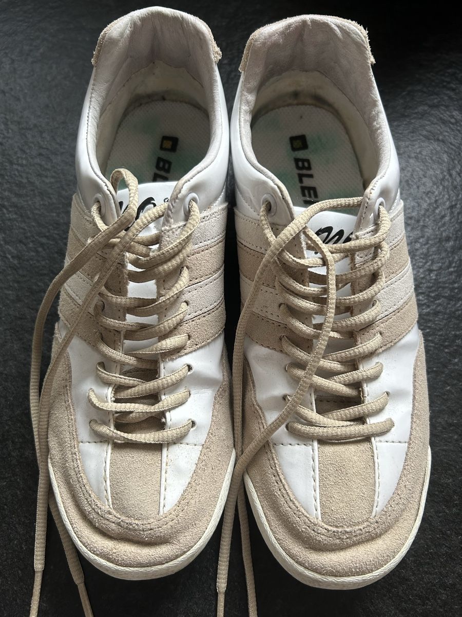 Chaussures femmes: Sneakers Blend Damen Grösse 38 – D'occasion à Emmen par Carbru