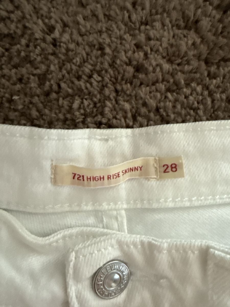 Levi's Jeans: Levi‘s Jeans – Nuovo (secondo la descrizione) da Rotkreuz venduto da fab_8vm7 2