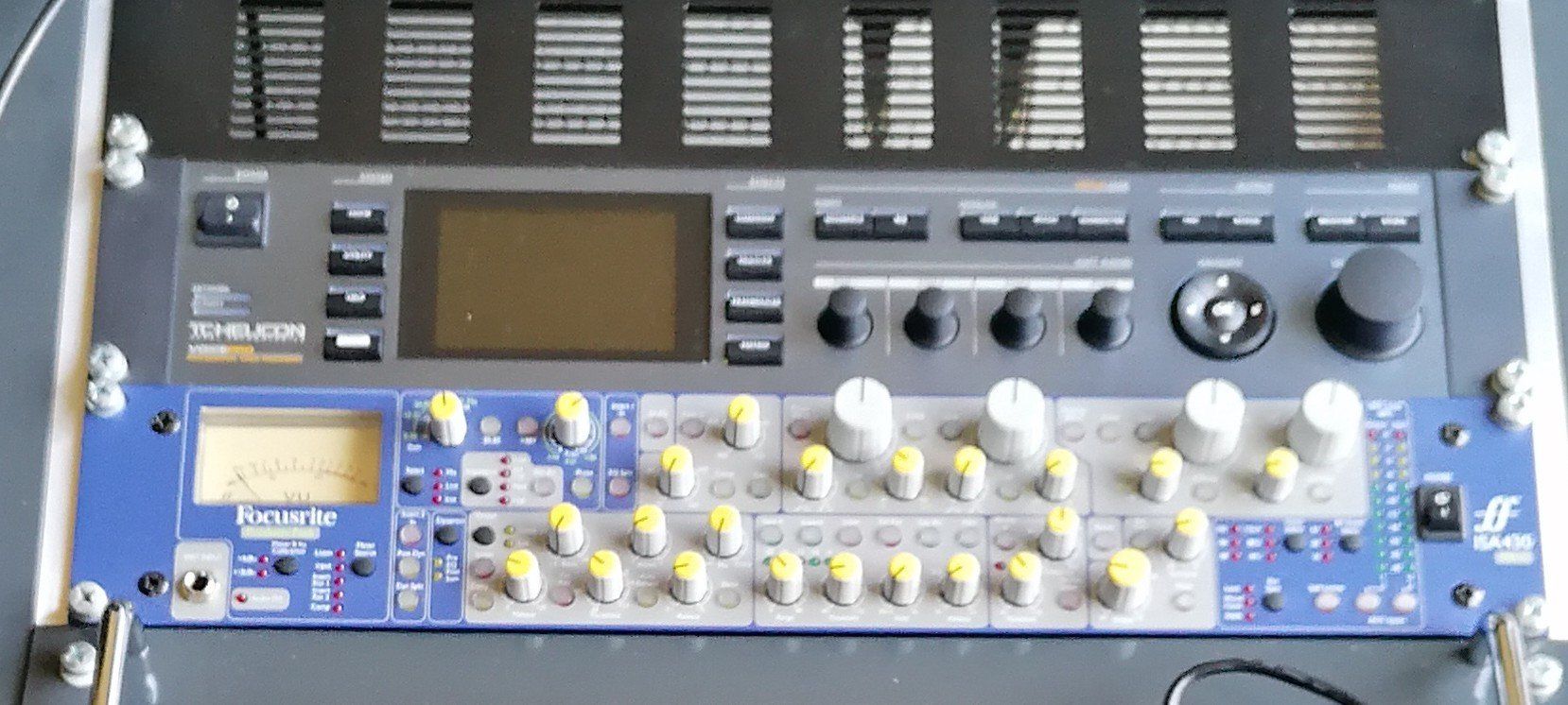 TC Electronic Equalizzatori: TC Helicon Voice Pro – Nuovo (secondo la descrizione) da St. Gallen venduto da ume_j65p
