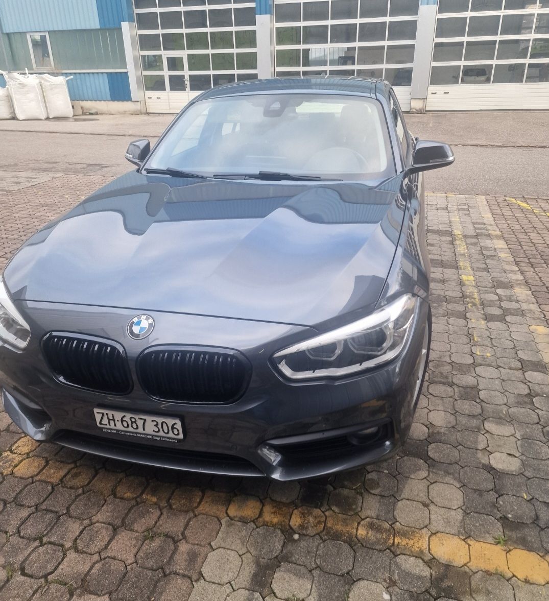BMW Autos: BMW 118 i 1.5l – D'occasion à Hombrechtikon par Coolwear