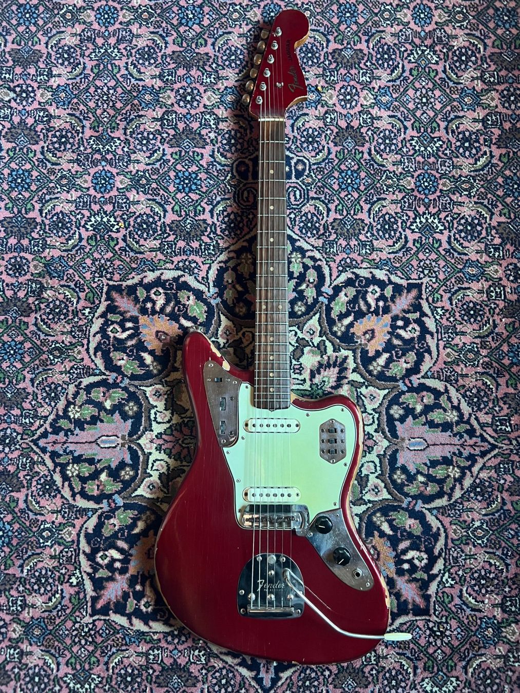 Strumenti musicali: 1963 Fender Jaguar Candy Apple Red – Usato da Bern venduto da bernstudio