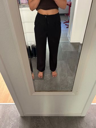 H&M Hose schwarz Grösse 36 neuwertig