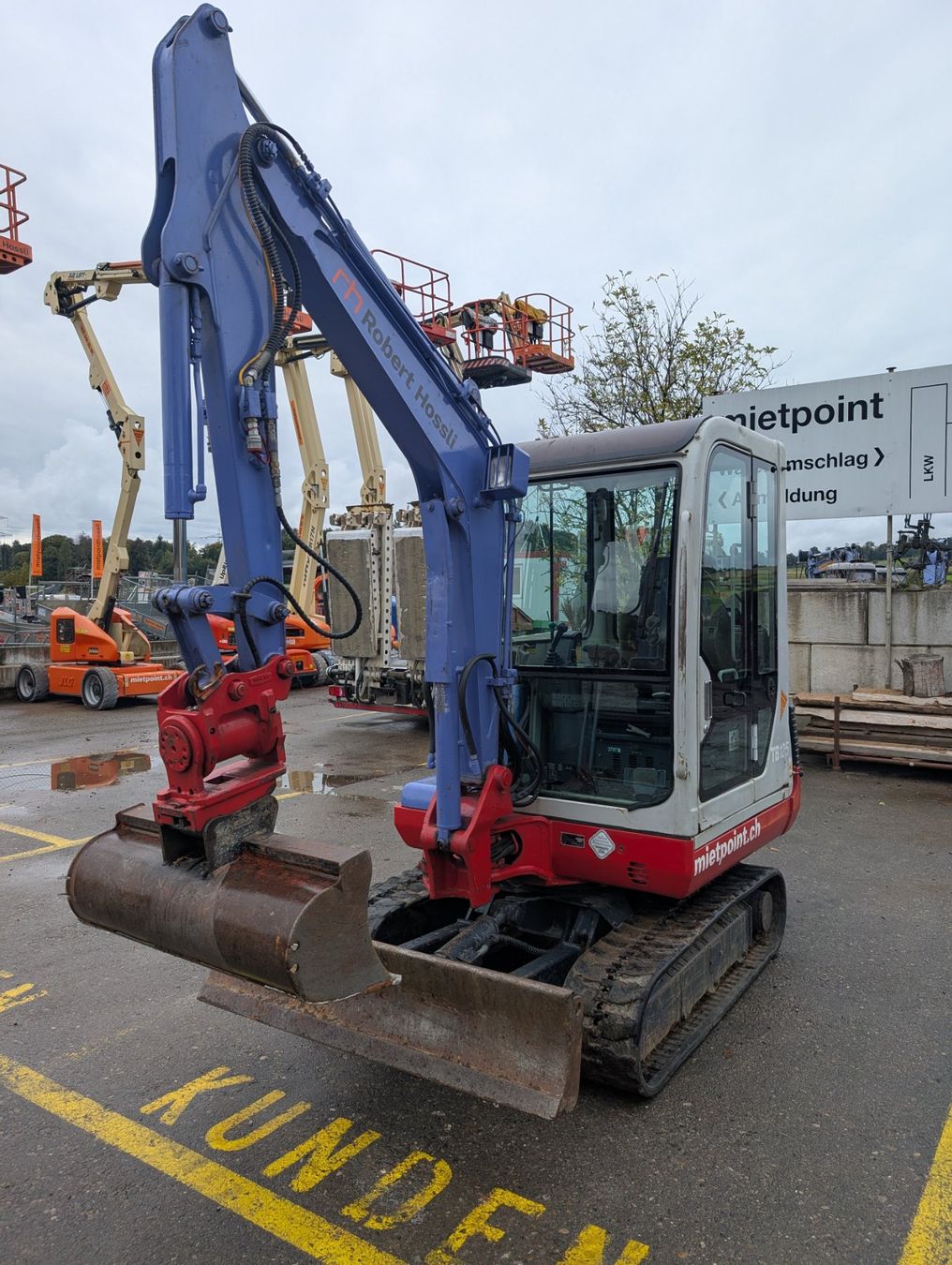 Takeuchi Escavatori: Bagger Takeuchi TB125 / Diesel / 2.7t – Usato da Scherz venduto da Mietpoint_Hossli