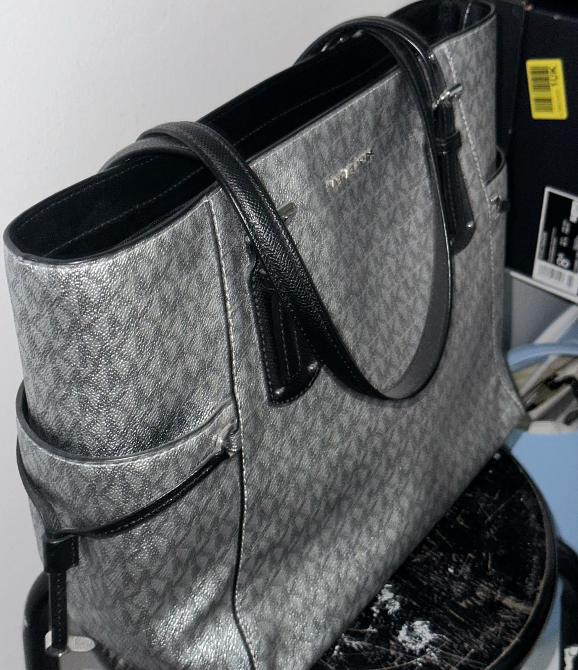 Michael Kors Borse da donna: Michael Kors Tasche silver – Usato da Oftringen venduto da tola19 1