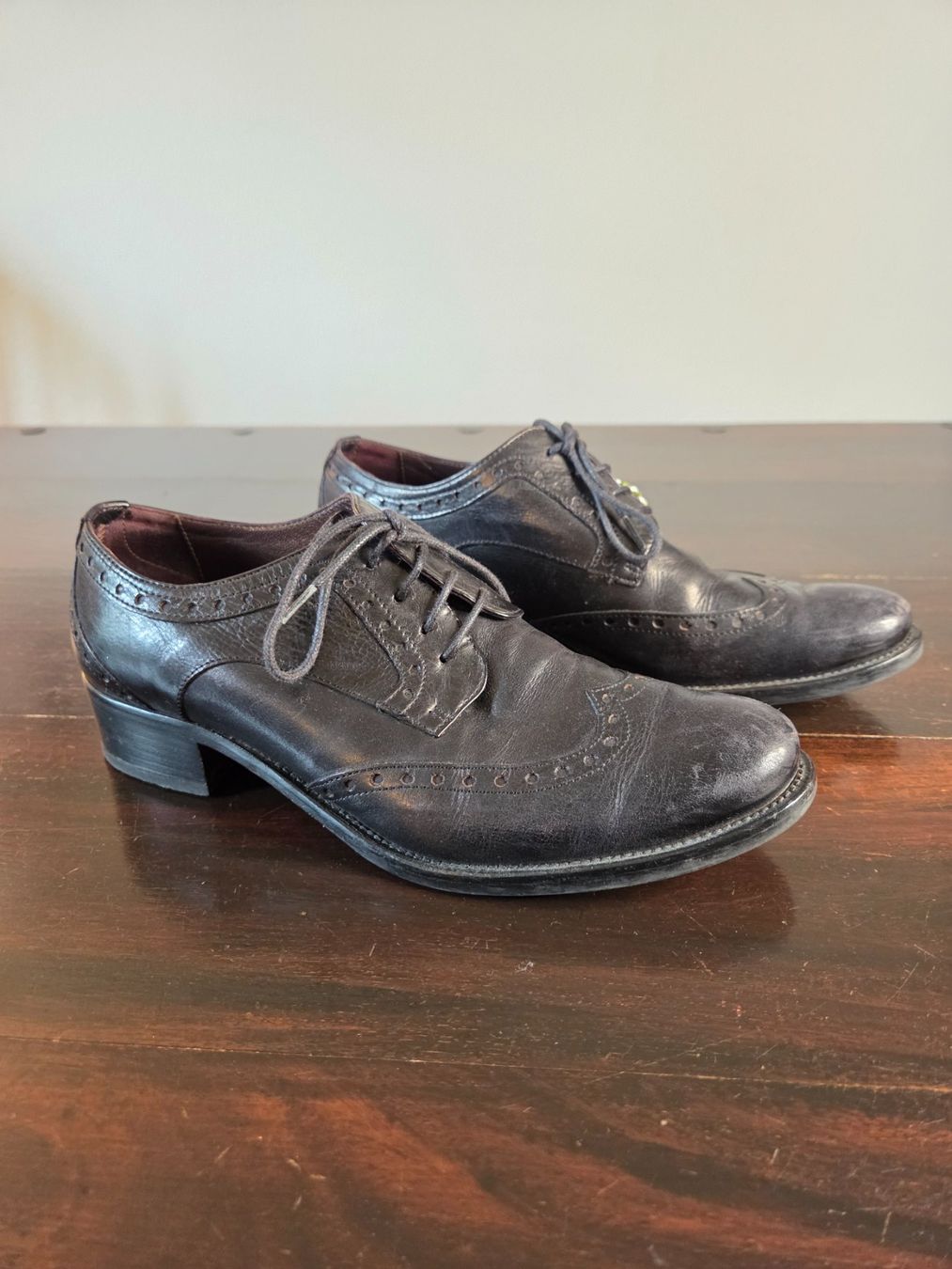 Scarpe da donna: Leder Brogue Heels Gr. 40 – Usato da Bern venduto da -Aniko- 1