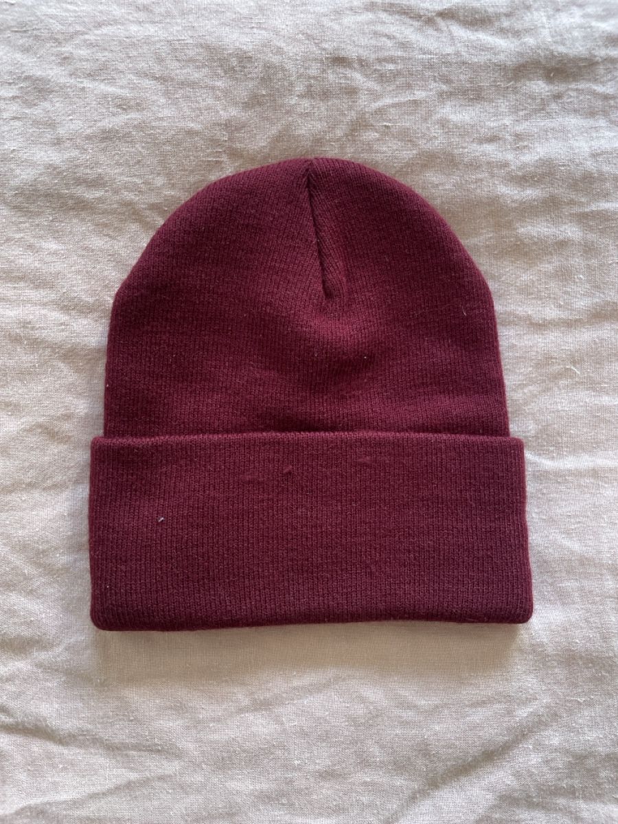 Hüte, Mützen & Caps: Beanie Bordeaux – Gebraucht aus Bern von Begaer 1
