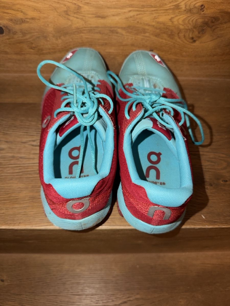 On Scarpe da donna: On Cloudrunner Damen Laufschuhe, Grösse 39 – Usato da Birmensdorf ZH venduto da PolzerJ1 1