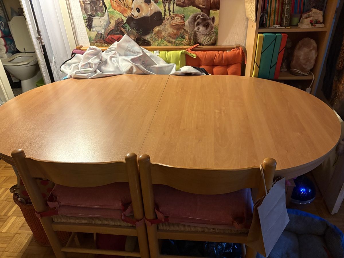 Tische: Table à manger – Neu (gemäss Beschreibung) aus Estavayer-le-Lac von aud_vxr5