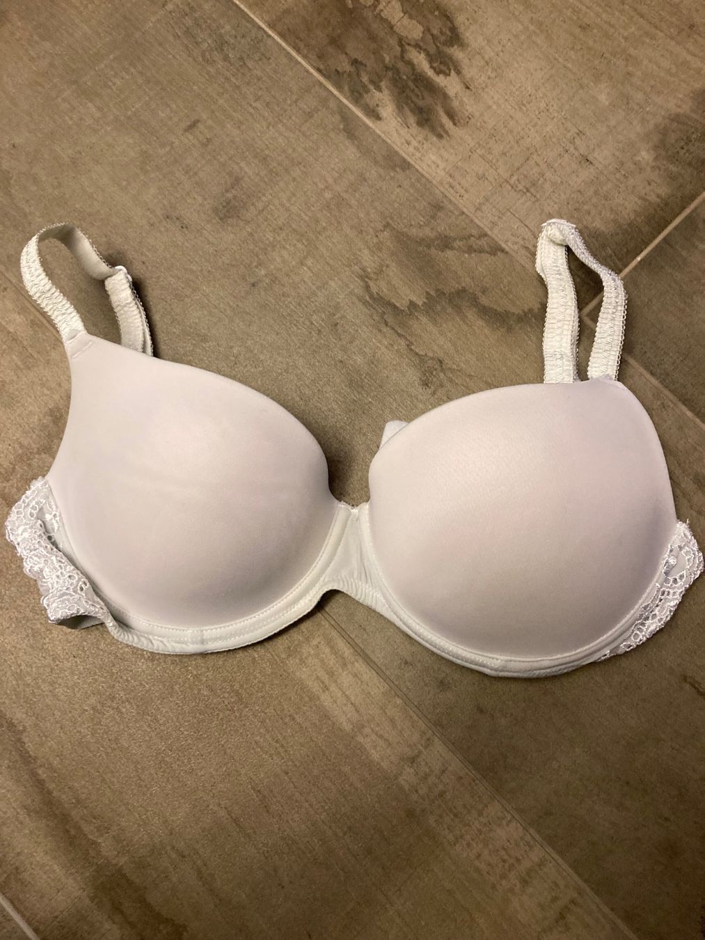 C&A Autres dessous: C&A BH 75C – D'occasion à Schnottwil par jor_8w6d