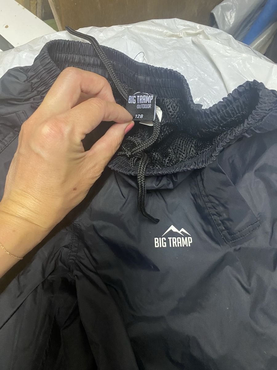 Pantaloni: Regenhosen  – Usato da Stäfa venduto da rah_96vj 1