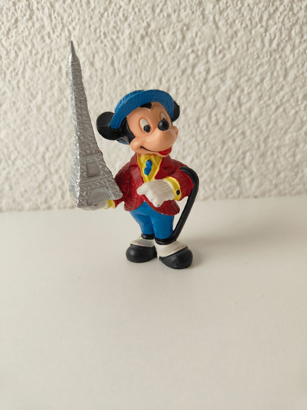 Bullyland Statuette: Bullyland Mickey Mouse Disney 1992 unbespielt Eiffelturm – Usato da Thalwil venduto da FigurenFreunde