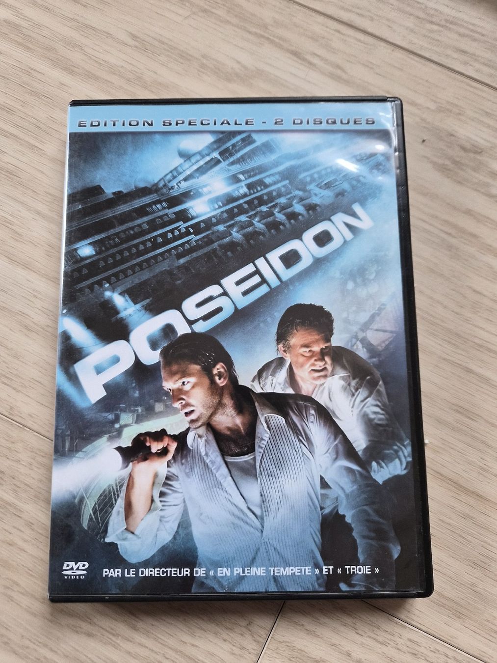 Tutti i DVDs: DVD Poseidon - Edition Spéciale 2 Disques – Usato da La Joux FR venduto da car_ck96