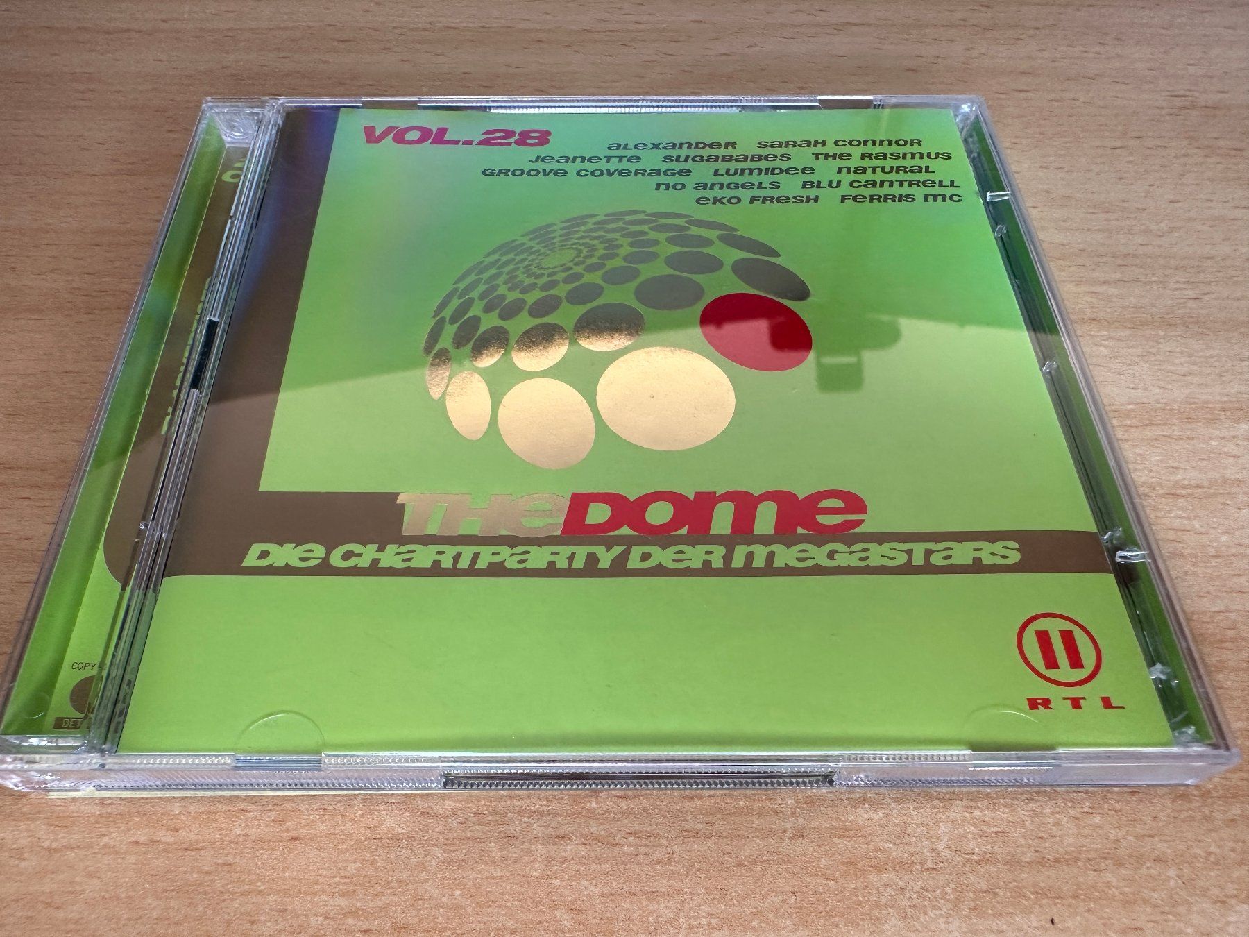 CD: Various – The Dome Vol. 28 - 2 CD – Usato da Rikon im Tösstal venduto da Alpenmutz